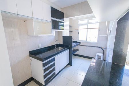 cozinha de apartamento para alugar com 3 quartos, 65m² em Venda Nova, Belo Horizonte