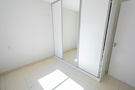 quarto 1 de apartamento para alugar com 3 quartos, 65m² em Venda Nova, Belo Horizonte
