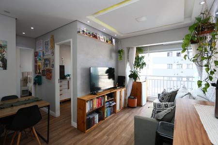 sala  de apartamento para alugar com 2 quartos, 50m² em Jardim Umarizal, São Paulo