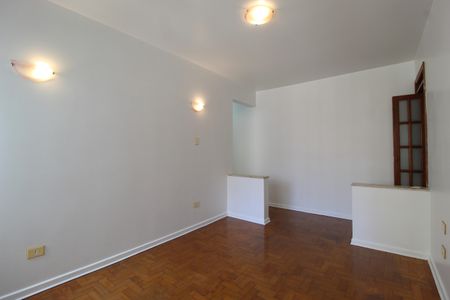 Sala de apartamento para alugar com 2 quartos, 80m² em Vila Nova Conceição, São Paulo