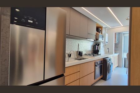 Apartamento à venda com 71m², 2 quartos e 2 vagasCozinha 