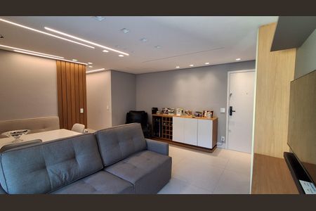 Apartamento à venda com 71m², 2 quartos e 2 vagasSala