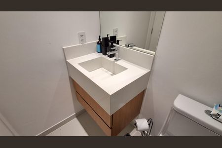 Apartamento à venda com 71m², 2 quartos e 2 vagasBanheiro Social 