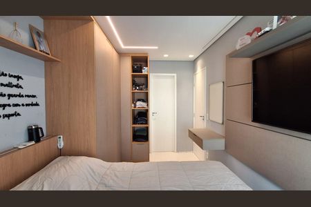 Apartamento à venda com 71m², 2 quartos e 2 vagasSuíte 