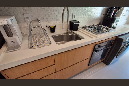Apartamento à venda com 71m², 2 quartos e 2 vagasCozinha 