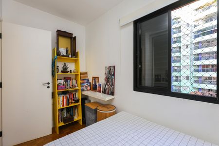 Apartamento à venda com 82m², 2 quartos e 2 vagasQuarto