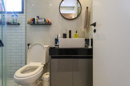 Apartamento à venda com 82m², 2 quartos e 2 vagasBanheiro da Suíte