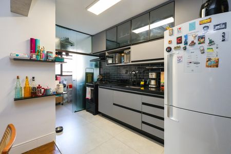 Apartamento à venda com 82m², 2 quartos e 2 vagasCozinha