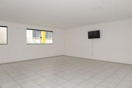 Apartamento para alugar com 41m², 2 quartos e 1 vagaÁrea comum - Salão de festas