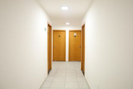 Apartamento para alugar com 41m², 2 quartos e 1 vagaÁrea comum - Saguão do andar