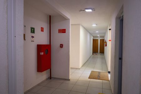 Apartamento para alugar com 41m², 2 quartos e 1 vagaÁrea comum - Saguão do prédio