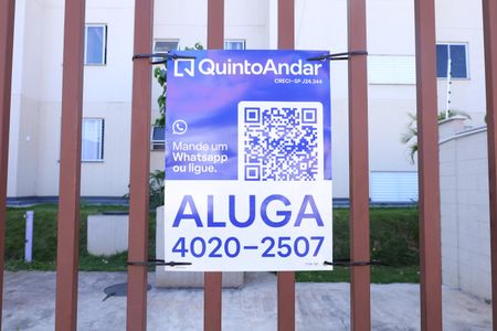 Apartamento para alugar com 41m², 2 quartos e 1 vagaPlaca instalada na grade da fachada do condomínio - Código da placa: BYIK-181