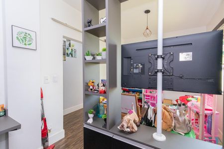 Casa à venda com 175m², 4 quartos e 2 vagas Casa à venda com 175m², 4 quartos e 2 vagasQuarto 1