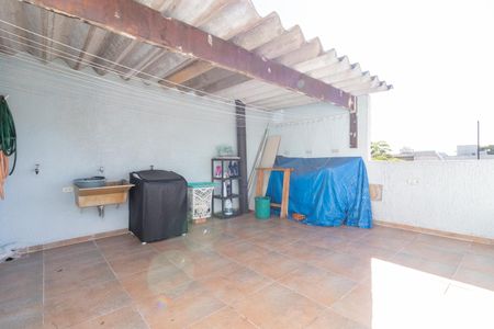 Casa à venda com 175m², 4 quartos e 2 vagas Casa à venda com 175m², 4 quartos e 2 vagasÁrea de Serviço