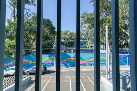 Casa à venda com 175m², 4 quartos e 2 vagas Casa à venda com 175m², 4 quartos e 2 vagasVista do Quarto 2