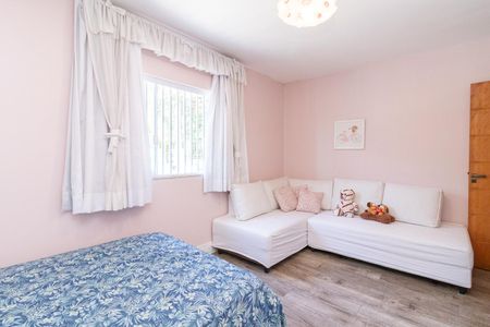 Casa à venda com 175m², 4 quartos e 2 vagas Casa à venda com 175m², 4 quartos e 2 vagasQuarto 2