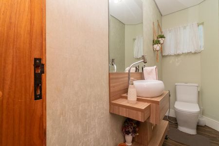 Casa à venda com 175m², 4 quartos e 2 vagas Casa à venda com 175m², 4 quartos e 2 vagasLavabo