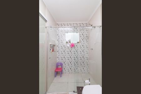 Casa à venda com 175m², 4 quartos e 2 vagas Casa à venda com 175m², 4 quartos e 2 vagasBanheiro da Suíte