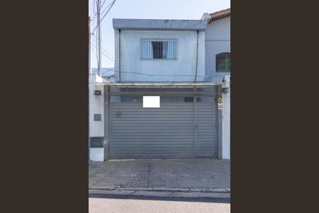 Casa à venda com 175m², 4 quartos e 2 vagas Casa à venda com 175m², 4 quartos e 2 vagasFachada