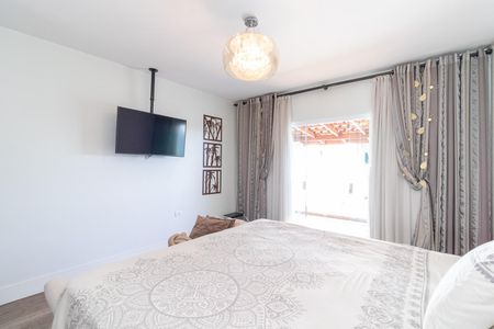 Casa à venda com 175m², 4 quartos e 2 vagas Casa à venda com 175m², 4 quartos e 2 vagasQuarto 4 - Suíte