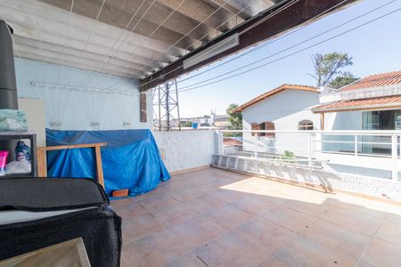 Casa à venda com 175m², 4 quartos e 2 vagas Casa à venda com 175m², 4 quartos e 2 vagasÁrea de Serviço