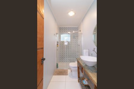 Casa à venda com 175m², 4 quartos e 2 vagas Casa à venda com 175m², 4 quartos e 2 vagasBanheiro 2