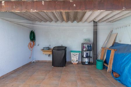 Casa à venda com 175m², 4 quartos e 2 vagas Casa à venda com 175m², 4 quartos e 2 vagasÁrea de Serviço