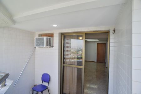 Apartamento para alugar com 69m², 1 quarto e 1 vaga Apartamento para alugar com 69m², 1 quarto e 1 vagaVaranda