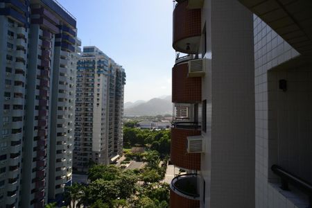 Varanda de apartamento para alugar com 1 quarto, 69m² em Barra da Tijuca, Rio de Janeiro