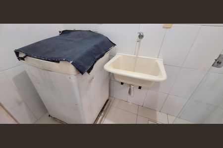 Apartamento para alugar com 80m², 2 quartos e 1 vagaÁrea de Serviço