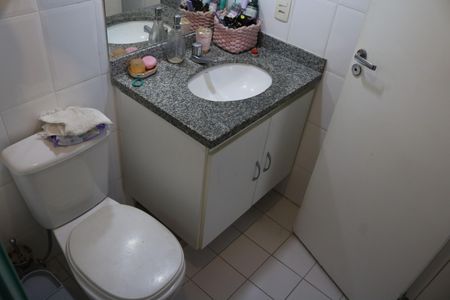 Apartamento à venda com 58m², 2 quartos e 1 vagaBanheiro 1
