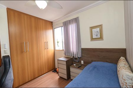 Apartamento à venda com 105m², 3 quartos e 2 vagasQuarto 1