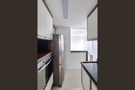 Apartamento à venda com 48m², 2 quartos e 1 vagaCozinha
