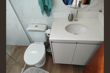 Casa à venda com 97m², 3 quartos e 2 vagasBanheiro da Suíte