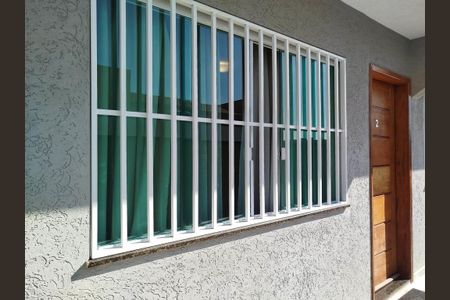 Casa à venda com 97m², 3 quartos e 2 vagasEntrada