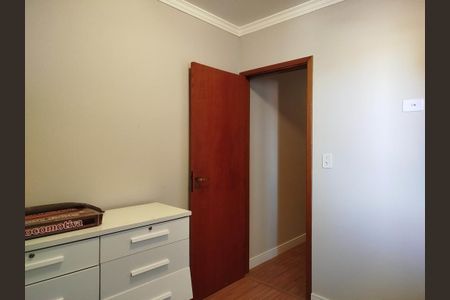 Casa à venda com 97m², 3 quartos e 2 vagasQuarto 1