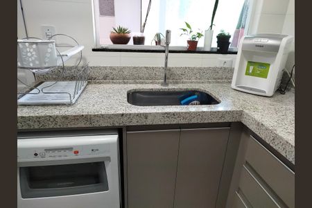 Casa à venda com 97m², 3 quartos e 2 vagasCozinha