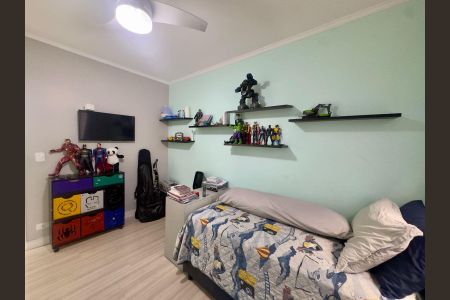 Casa à venda com 220m², 4 quartos e 5 vagasQuarto 1