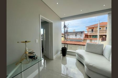 Casa à venda com 220m², 4 quartos e 5 vagasSala 2 varanda
