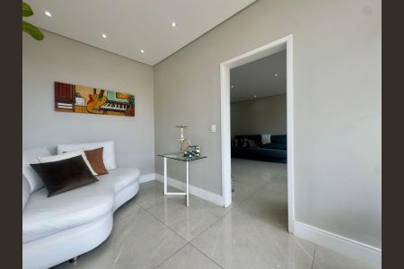 Casa à venda com 220m², 4 quartos e 5 vagasSala 2 varanda