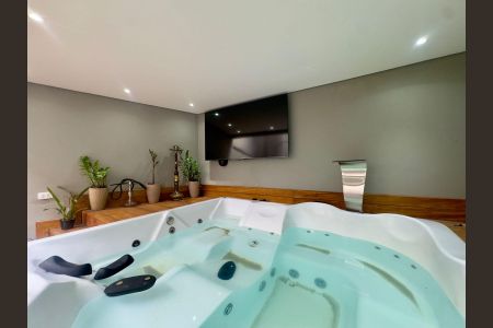 Casa à venda com 220m², 4 quartos e 5 vagasArea externa ofuro