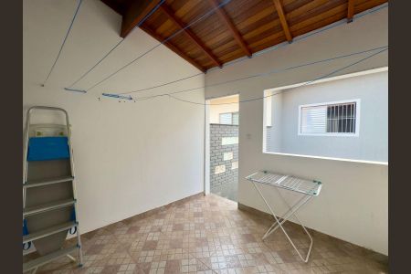 Casa à venda com 220m², 4 quartos e 5 vagasÁrea de Serviço