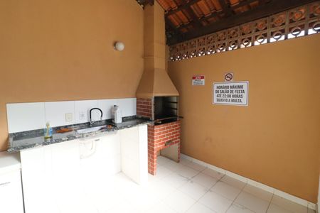 Apartamento para alugar com 39m², 2 quartos e 1 vagaÁrea comum - Churrasqueira
