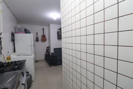 Cozinha e Área de Serviço de apartamento à venda com 1 quarto, 36m² em Vila Mazzei, São Paulo