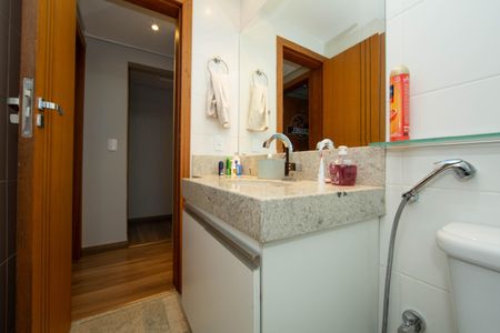 Apartamento à venda com 116m², 4 quartos e 2 vagasBANHEIRO2