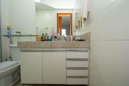 Apartamento à venda com 116m², 4 quartos e 2 vagasBANHEIRO1