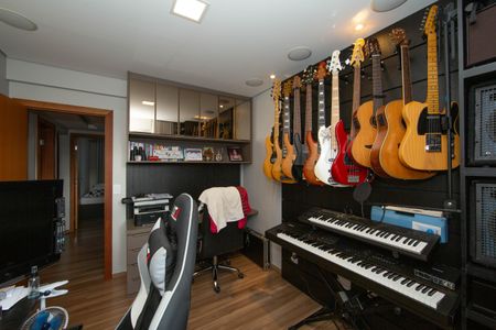 Apartamento à venda com 116m², 4 quartos e 2 vagasQUARTO4