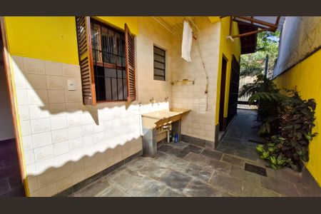 Casa para alugar com 150m², 3 quartos e 3 vagas