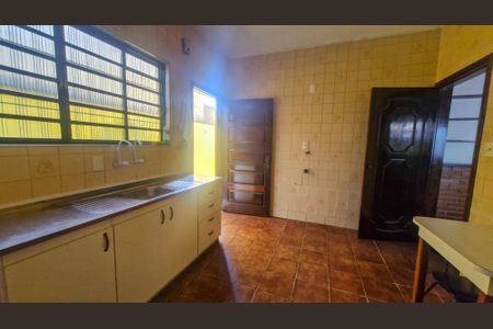 Casa para alugar com 150m², 3 quartos e 3 vagas