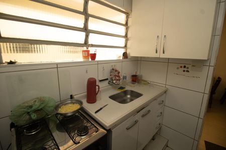 Apartamento à venda com 52m², 2 quartos e 1 vagaCozinha